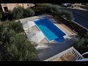 Апартаменты Olive Garden - swimming pool: A1(4), A2(4), A3(4), SA4(2), SA5(2) Биоград - Ривьера Биоград  - бассейн