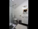 Апартаменты Aldica - 300 m from sea: A1(6) Супетар - Остров Брач  - Апартамент - A1(6): ванная комната с туалетом