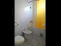 Апартаменты Zrinko A1(5)-Mali, A2(5)-Veliki Нови Винодольски - Ривьера Црквеница  - Апартамент - A2(5)-Veliki: ванная комната с туалетом