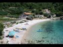 Апартаменты Mateo - by the beach; A1 Delia(5), A2 Mateo(4), A3 Mini(3+2) Залив Сказане (Гдинь) - Остров Хвар  - Хорватия - пляж