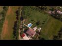 Дома дял отдыха Kova - private pool: H(8+2) Лизнян - Истра  - Хорватия - растительность (дом и окружение)