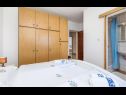 Апартаменты Nedo - private parking: A1(6) Супетарска Драга - Остров Раб  - Апартамент - A1(6): спальная комната