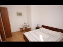 Апартаменты Amalija - 50m close to the sea: A2(2), A3 posebni(2), A4(4) Рогозница - Шибеник Ривьера  - Апартамент - A2(2): спальная комната