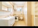 Апартаменты Goge - modern: A1(6), A2(5) Водице - Шибеник Ривьера  - Апартамент - A1(6): ванная комната с туалетом