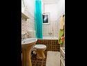 Апартаменты VV A1(2+1), A2(5), A3(7) Сегет Враница - Ривьера Трогир  - Апартамент - A3(7): ванная комната с туалетом