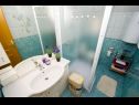 Апартаменты Mare - near city center A1 (4+2), A2 (2+1), A3 (2+1) Трогир - Ривьера Трогир  - Апартамент - A2 (2+1): ванная комната с туалетом