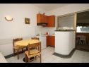 Апартаменты Kostarina A1(2+1), A2(2+1), A3(2+1) Преко - Остров Углян  - Апартамент - A1(2+1): кухня и столовая