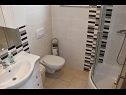 Апартаменты Ivan C A1(4+1), A2(4+1), A4(4+1), A3(4+1) Бибинье - Задар Ривьера  - Апартамент - A2(4+1): ванная комната с туалетом