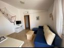 Апартаменты Draga - comfortable & afordable: A1(2+2), A2(6), A3(2+2) Вир - Задар Ривьера  - Апартамент - A3(2+2): гостиная