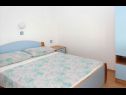 Апартаменты VINK - 80 m from beach A2(4), A3(4), A4(4) Вир - Задар Ривьера  - Апартамент - A4(4): спальная комната
