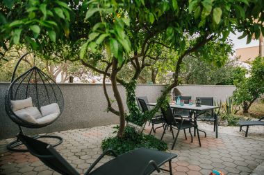 Апартаменты Florio - garden & free parking: A1(5) Трогир - Ривьера Трогир 