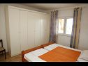 Апартаменты Ivo - relaxing & comfortable: A1(4+1) Вргада (Остров Вргада) - Ривьера Биоград  - Апартамент - A1(4+1): спальная комната
