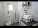 Апартаменты Mika - 150m from the sea A1(6), A2(4) Постира - Остров Брач  - Апартамент - A2(4): ванная комната с туалетом