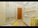 Апартаменты Brane - Economy Apartments: A1(4), A2(2) Постира - Остров Брач  - Апартамент - A2(2): ванная комната