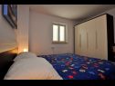 Апартаменты Pava - beautiful terrace & parking: A1(2+2) Постира - Остров Брач  - Апартамент - A1(2+2): спальная комната
