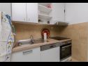 Апартаменты Vlado - cosy & afordable: SA1(2), A2(3), A3(5) Супетар - Остров Брач  - Апартамент - A2(3): кухня