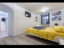 Апартаменты Mario - 50 m from sea : A1(2+2) Нови Винодольски - Ривьера Црквеница  - Апартамент - A1(2+2): спальная комната