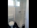 Апартаменты Radmi A1(4) - veliki, A2(4) - mali Нови Винодольски - Ривьера Црквеница  - Апартамент - A2(4) - mali: ванная комната с туалетом