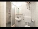 Апартаменты Gordana A1(4) Затон (Дубровник) - Ривьера Дубровник  - Апартамент - A1(4): ванная комната с туалетом