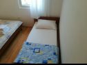 Апартаменты Marijan - sea view: A1(3+2), A2(3+2) Вели Рат - Дуги остров  - Апартамент - A2(3+2): спальная комната