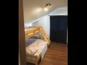 Апартаменты Krila - cozy and seaview : A1(2+2), A2(2+1), A3(4+1) Лумбарда - Остров Корчула  - Апартамент - A3(4+1): спальная комната