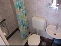 Апартаменты Darko SA1(2) Малинска - Остров Крк  - ванная комната с туалетом