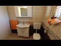 Апартаменты Duda A1(2+2), A2(2+2) Малинска - Остров Крк  - Апартамент - A2(2+2): ванная комната с туалетом