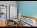 Апартаменты Zdrave - 500 m from sea: A1 prizemlje(4+2), A2 kat(4+2) Пинезици - Остров Крк  - Апартамент - A2 kat(4+2): спальная комната
