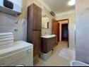 Апартаменты Fab - spacious terrace: A1(5+1) Пунат - Остров Крк  - Апартамент - A1(5+1): ванная комната с туалетом