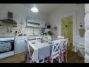 Дома дял отдыха Ingrid - retro deluxe: H(5+2) Риека - Kvarner  - Хорватия - H(5+2): кухня и столовая