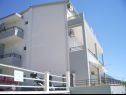 Апартаменты Josip II - 150 m from beach with free parking: SA4(2+1), SA5(3), A6(4) Башка Вода - Ривьера Макарска  - дом