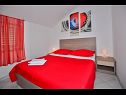 Апартаменты Marijo - 300 m from beach: A1(4+1) Макарска - Ривьера Макарска  - Апартамент - A1(4+1): спальная комната