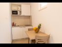 Апартаменты Gianni - modern & great location: SA1(2), A2(2+2), A3(2+2) Макарска - Ривьера Макарска  - Студия- апартамент - SA1(2): кухня