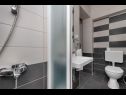 Апартаменты Prgo - close to center & parking: A(6) Макарска - Ривьера Макарска  - Апартамент - A(6): ванная комната с туалетом