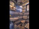 Апартаменты IK A1(2+1), A2(2), SA3(2), SA4(2), A5(4) Йезера - Остров Муртер  - Апартамент - A2(2): ванная комната с туалетом