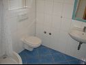 Апартаменты VP SA2(2), A3(3), A4(2+3), A5(3), A6(2+2) Станичи - Ривьера Омиш  - Апартамент - A4(2+3): ванная комната с туалетом