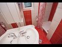 Апартаменты Per - comfortable  family apartments A1(2+2), A2(4+1), A3(2+2) Гребаштица  - Шибеник Ривьера  - Апартамент - A3(2+2): ванная комната с туалетом