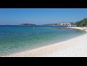 Апартаменты Ziva - by the beach; A1(6), A2(4), A3 (2+1) Залив Лозица (Рогозница) - Шибеник Ривьера  - Хорватия - пляж