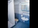 Апартаменты Zdrave - with parking; SA1(2+1), SA2(2+1), A3(4+1), A4(3+2) Рогозница - Шибеник Ривьера  - Студия- апартамент - SA2(2+1): ванная комната с туалетом
