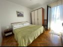 Апартаменты Bilja - 20 M from the sea A1(2), A2(2), A3(2), A4(6) Рогозница - Шибеник Ривьера  - Апартамент - A4(6): спальная комната