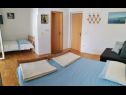 Апартаменты Tonci - by the sea: A2(4), A3(4) Рогозница - Шибеник Ривьера  - Апартамент - A3(4): спальная комната