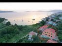 Апартаменты Njoko - sea view & private parking: A1(2+2), A2(3+2) Шепурине (Остров Првиć) - Шибеник Ривьера  - дом