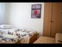 Апартаменты Ela - very close to beach: A1(4) Рогач - Остров Шолта  - Апартамент - A1(4): спальная комната