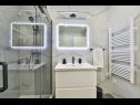Апартаменты Silva - central & modern: A(4) Сплит - Ривьера Сплит  - Апартамент - A(4): ванная комната с туалетом