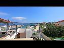 Апартаменты Marija - beautiful sea view: A1(4+1) Дрвеник Мали (Остров Дрвеник Мали) - Ривьера Трогир  - вид (дом и окружение)