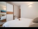 Апартаменты Lux 2 - heated pool: A2(4+2), A3(4+2) Марина - Ривьера Трогир  - Апартамент - A2(4+2): спальная комната