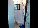 Дома дял отдыха Ivica - charming house next to the sea H(2+2) Севид - Ривьера Трогир  - Хорватия - H(2+2): ванная комната с туалетом