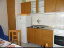 Апартаменты Gor A1(2+2), B2(2+2) Севид - Ривьера Трогир  - Апартамент - A1(2+2): кухня и столовая