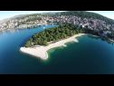 Апартаменты Davorka - 50m from the sea A1(2+2), A2(2+2) Трогир - Ривьера Трогир  - пляж