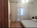 Апартаменты Marija - 10m from beach: A1(4+1), A2(6), A3(6+2) Трогир - Ривьера Трогир  - Апартамент - A2(6): спальная комната